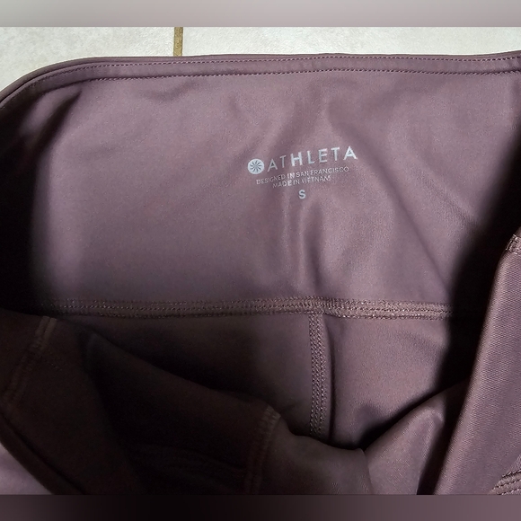 Athleta crop 7/8 leggings small - Picture 3 of 4